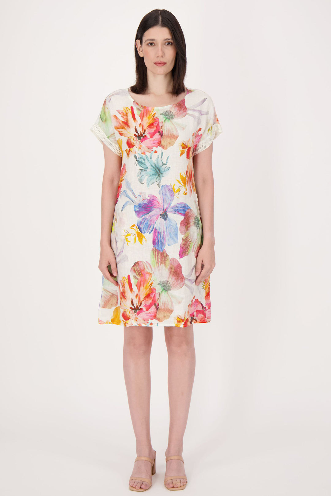SPANNER Spring 2025  Made from high quality linen, the boat neck and stunning floral print will make you stand out. 