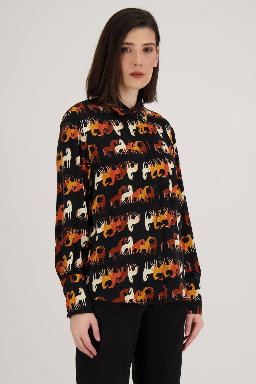 GALLOPING HORSE PRINT BLOUSE