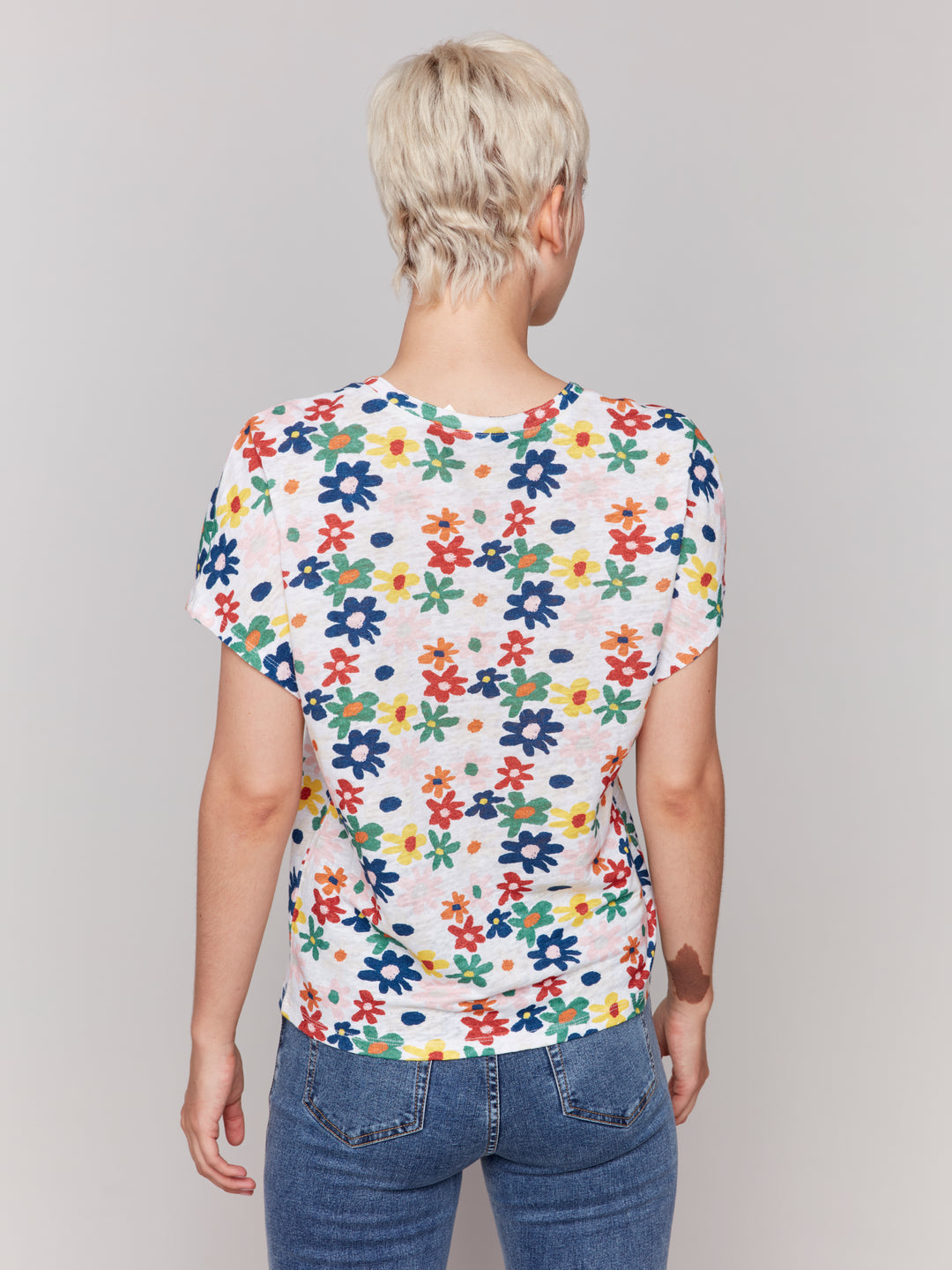 DAISIES PRINT SPLIT NECK TOP