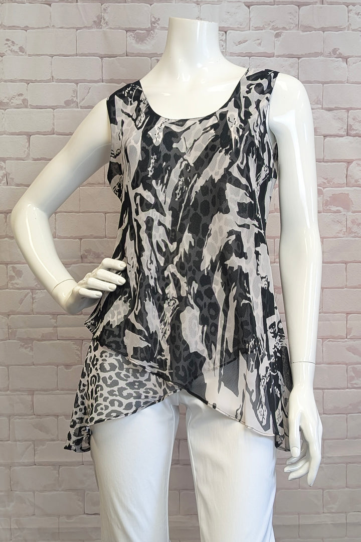 BLACK WHTE REVERSIBLE ANIMAL PRINT CAMI