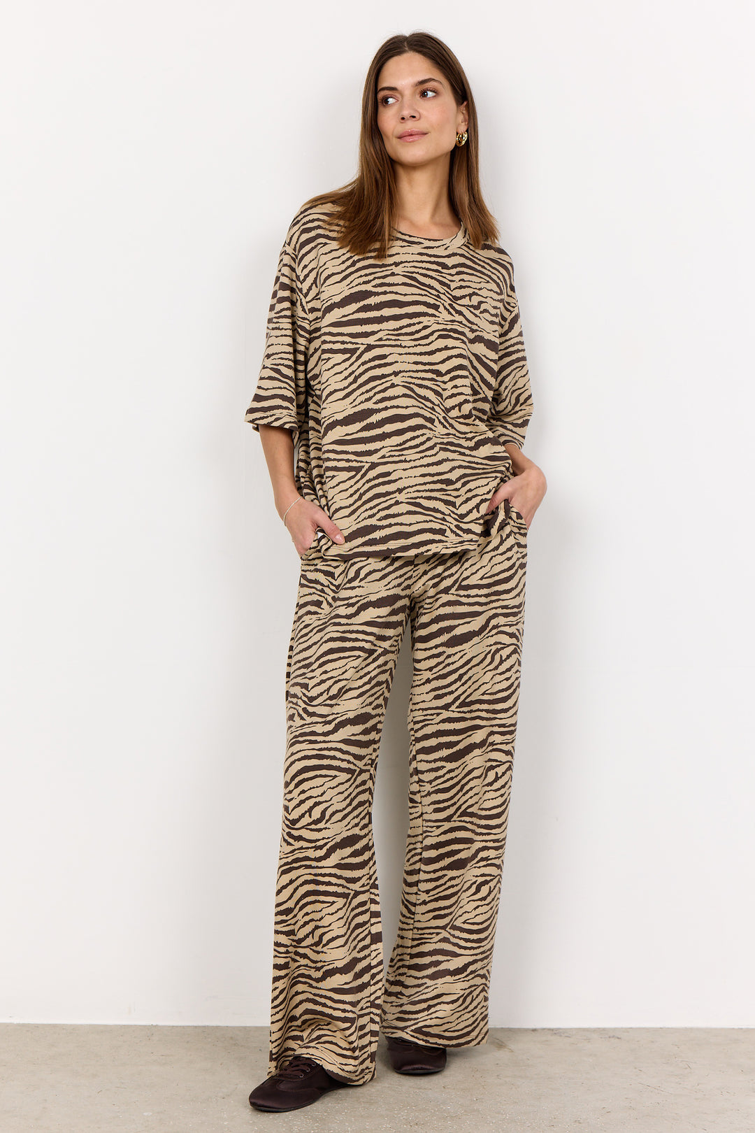 TIGER PRINT TOP