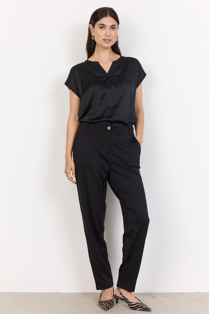 SATIN FRONT SPLIT NECK TOP