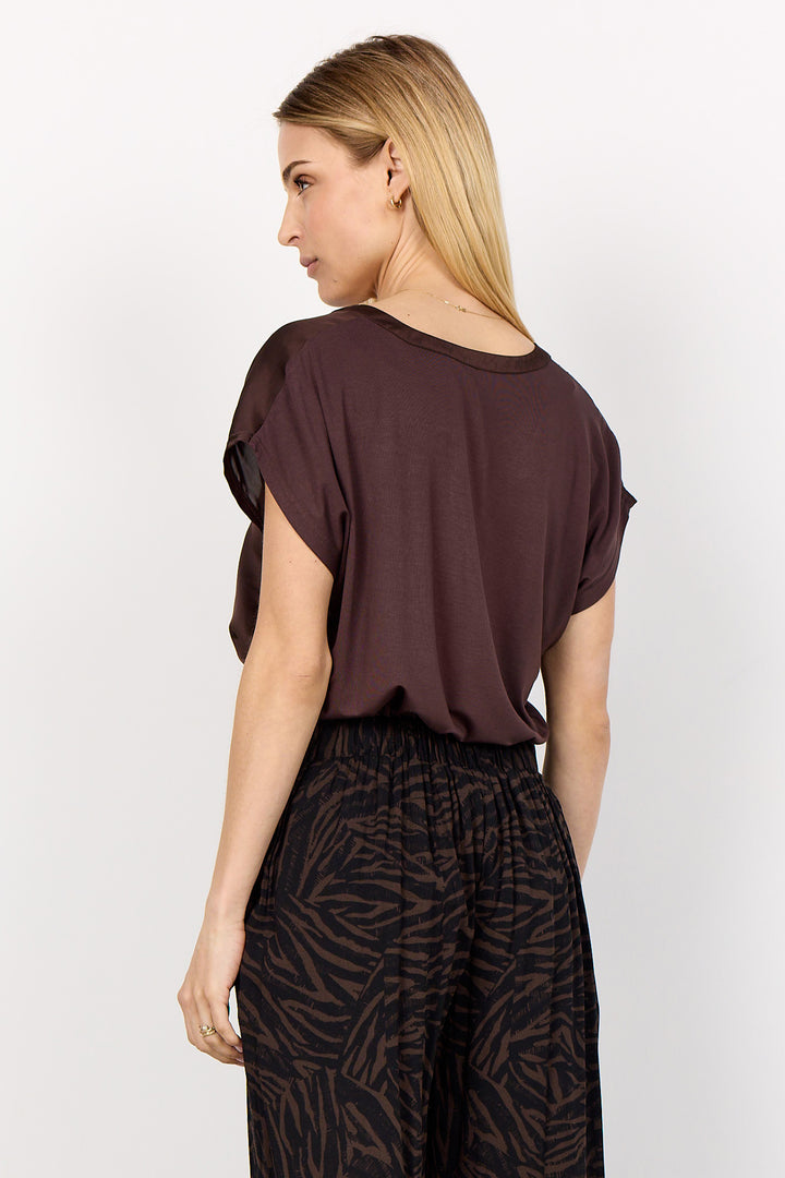 SATIN FRONT SPLIT NECK TOP