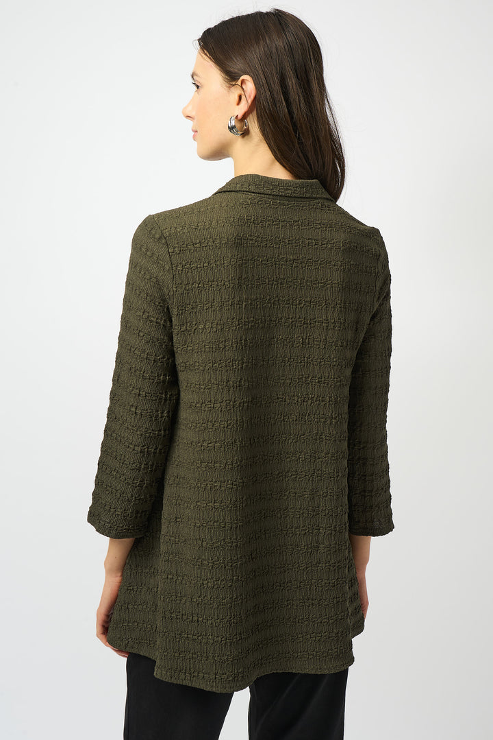 TEXTURED ZIP NECK TUNIC