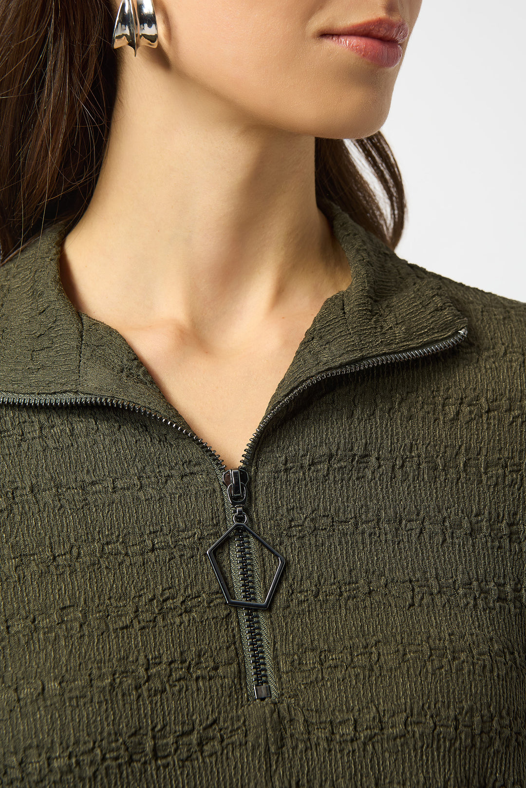 TEXTURED ZIP NECK TUNIC