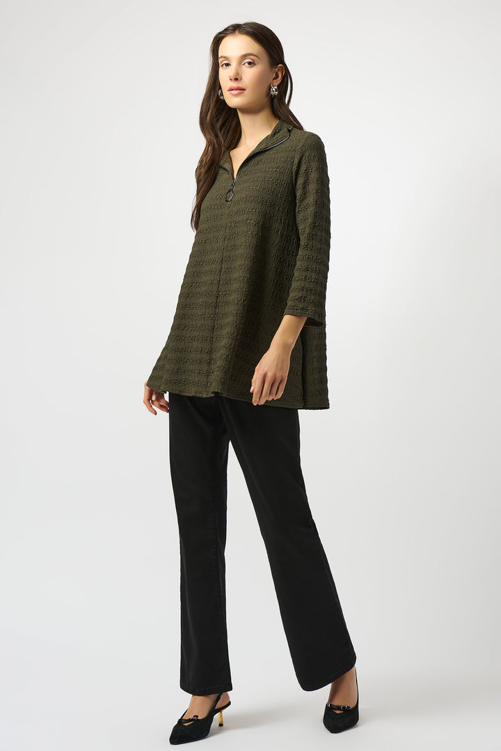 TEXTURED ZIP NECK TUNIC