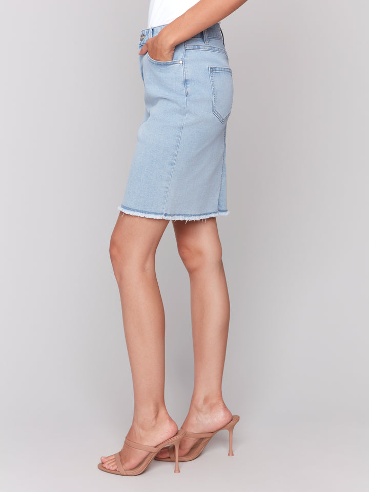 FRAYED HEM DENIM SKIRT