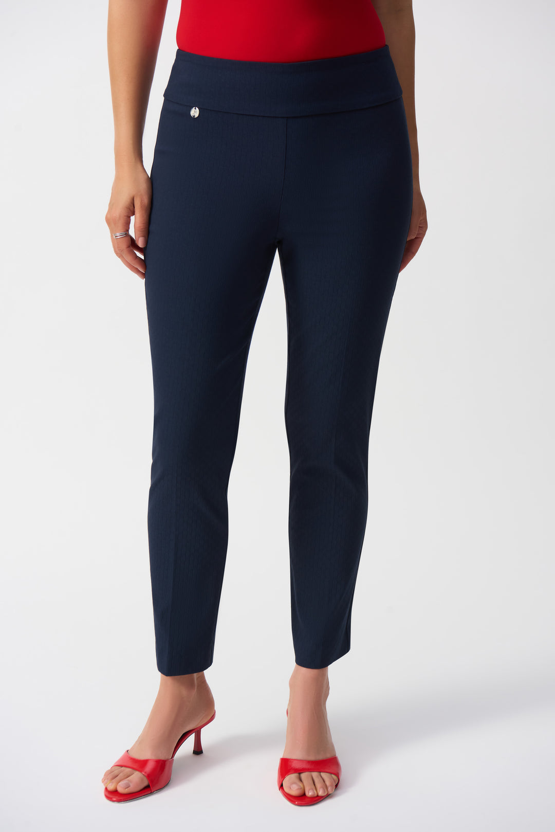 TEXTURED JACQUARD CROP PANT