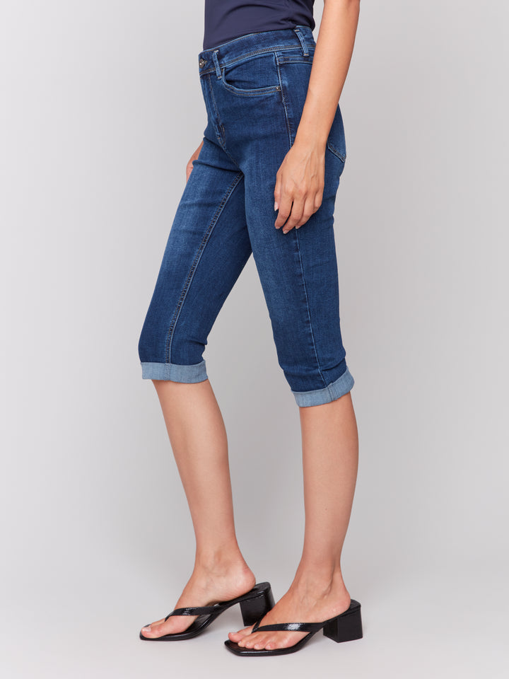 INDIGO ROLLED CUFF CAPRI