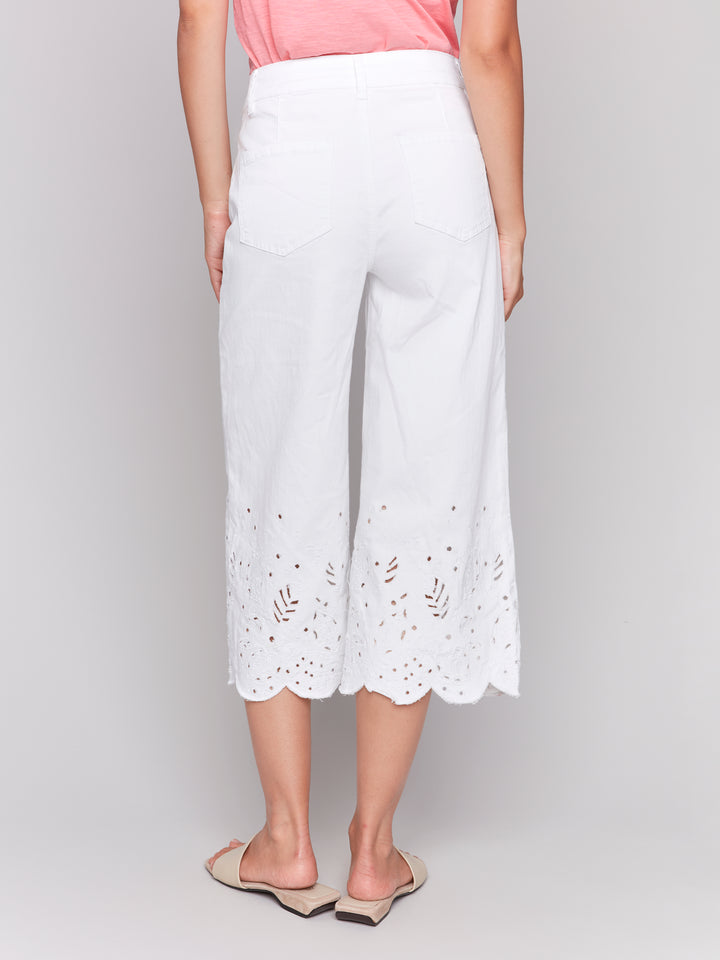 WHITE WIDE CROP JEAN WITH SCALLOP CUTOUT HEM