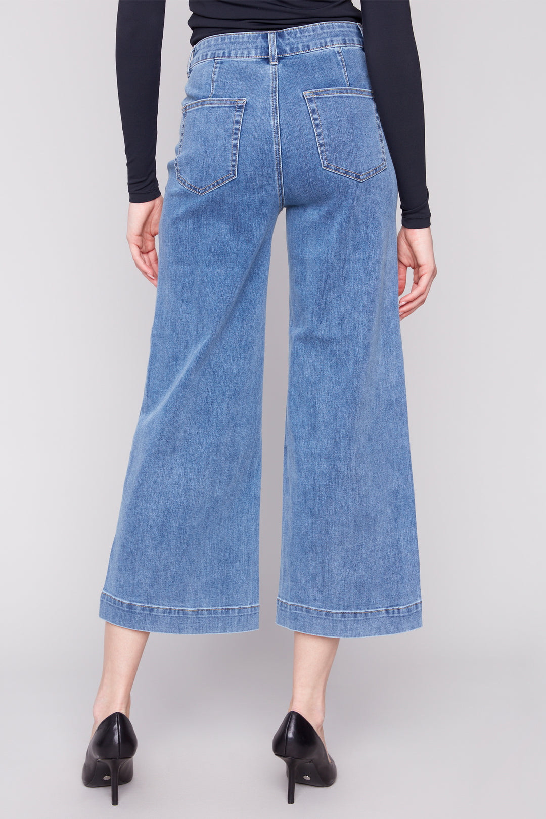 CROPPED PATCH POCKET FLARE JEAN