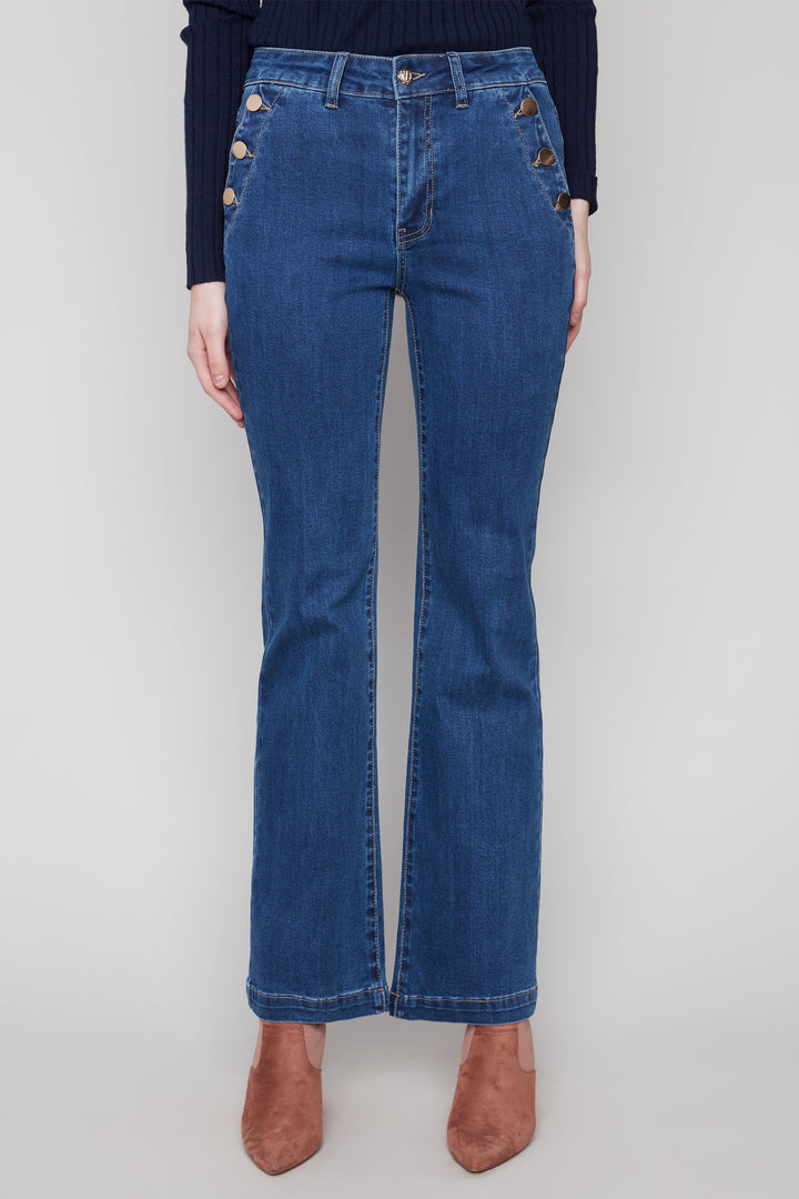 Charlie B Fall 2025 
The modern flare hem design adds a stylish twist to the classic twill pant. With a regular rise and front button pockets, these jeans are both functional and trendy.