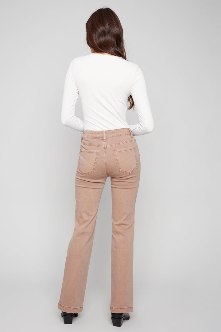 FLARE JEAN WITH BUTTON POCKET DETAIL