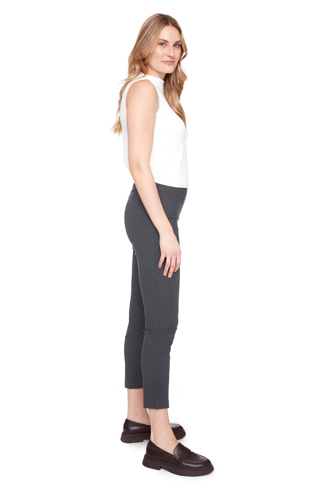 TEXTURED ANKLE PANT WITH BUTTONS