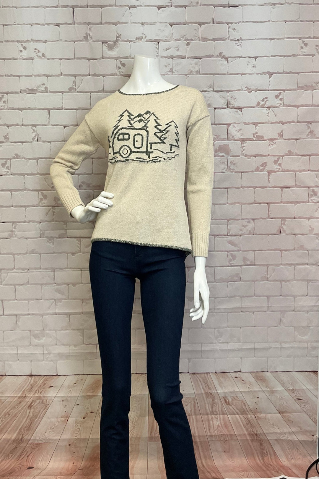 Cotton Country Fall 2024  Made of soft, cozy cotton, this knit sweater can be styled in endless ways. Its loose fit allows for easy layering, making it a versatile choice for any outfit. 