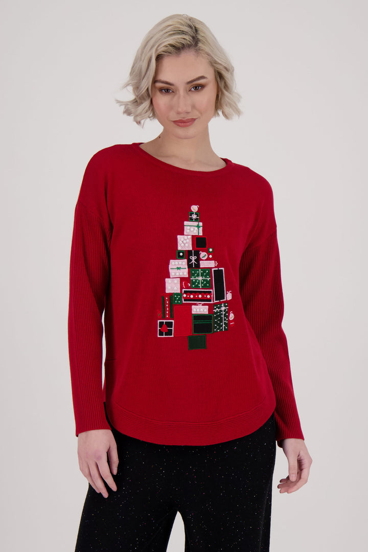 Gabby Isabella Fall 2024 The bright red background and delightful Christmas tree are perfect for the holiday season, while the round neckline and full length sleeves will keep you looking good!