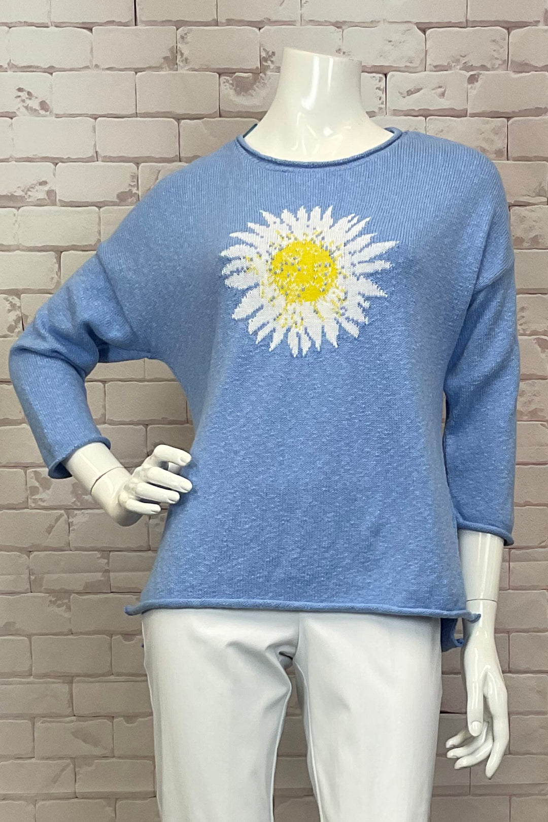 SUMMER FLOWERS SWEATER TOP