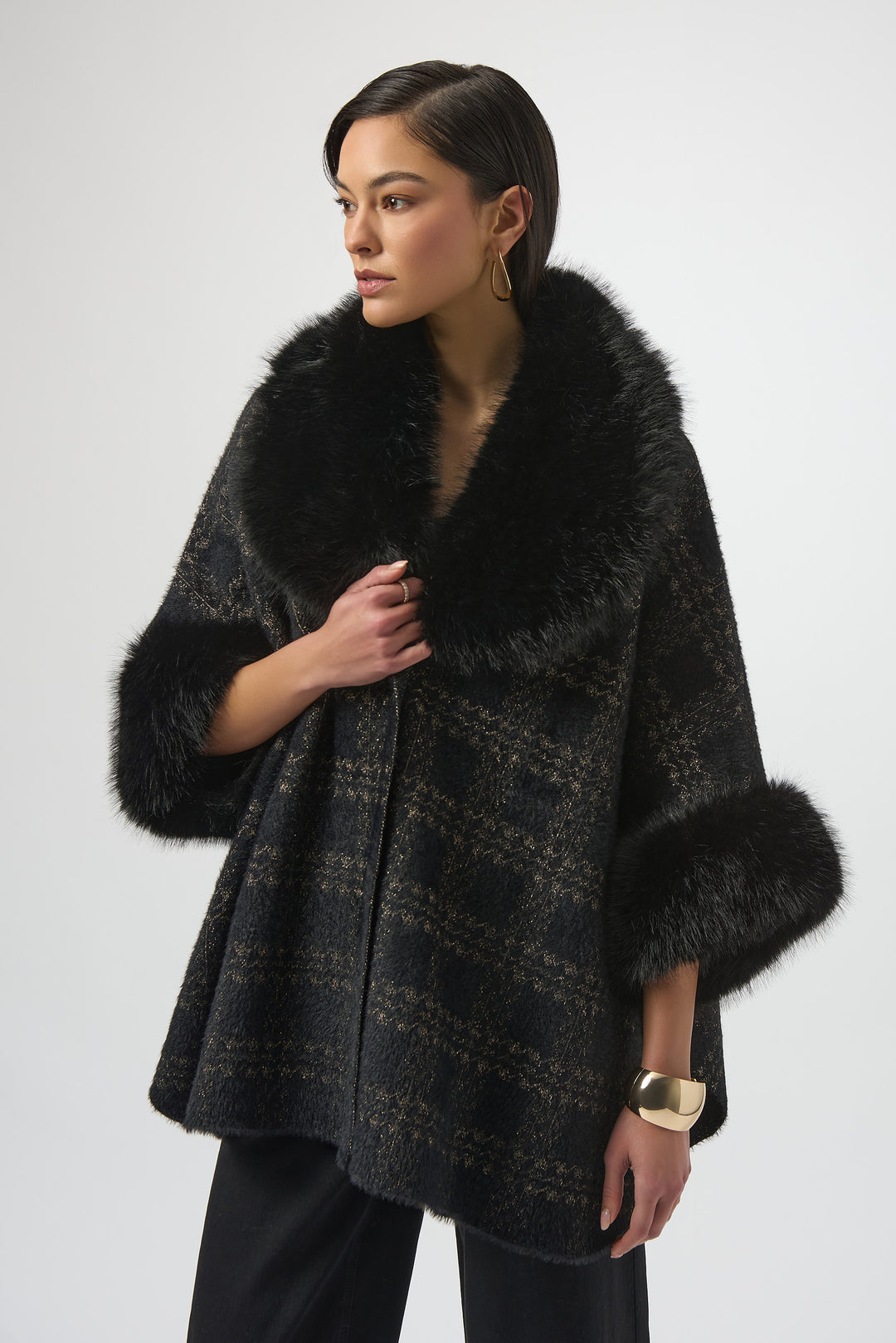 BLACK GOLD PLAID CAPE WITH FAUX FUR