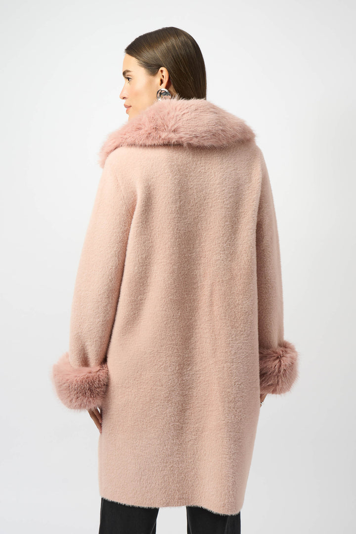 FEATHER YARN COAT WITH FAUX FUR