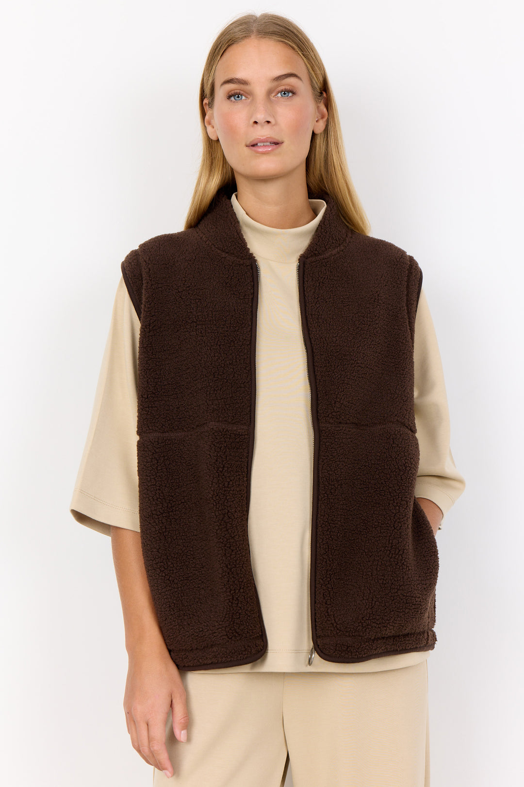 SHERPA VEST