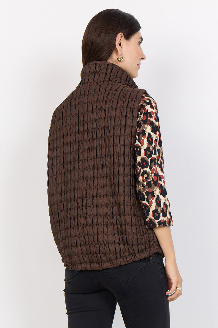 HOT FUDGE SHIRRED QUILT VEST