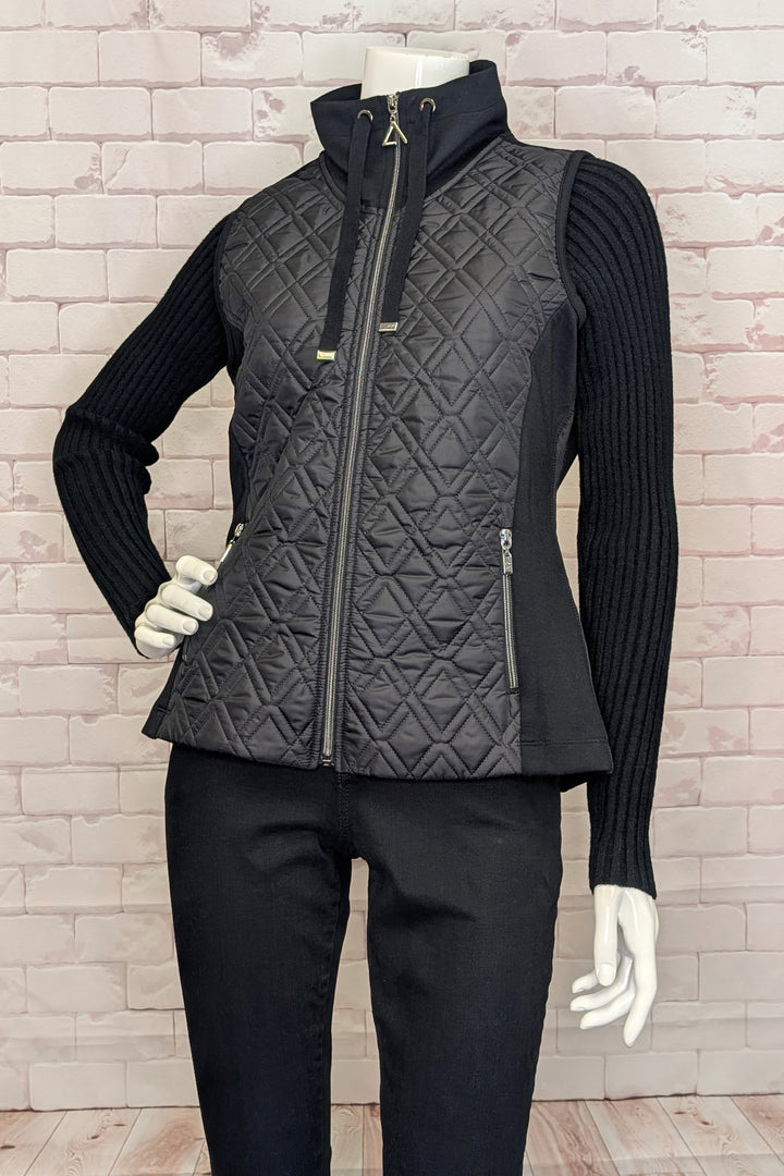 BLACK WHITE QUILT FRONT VEST