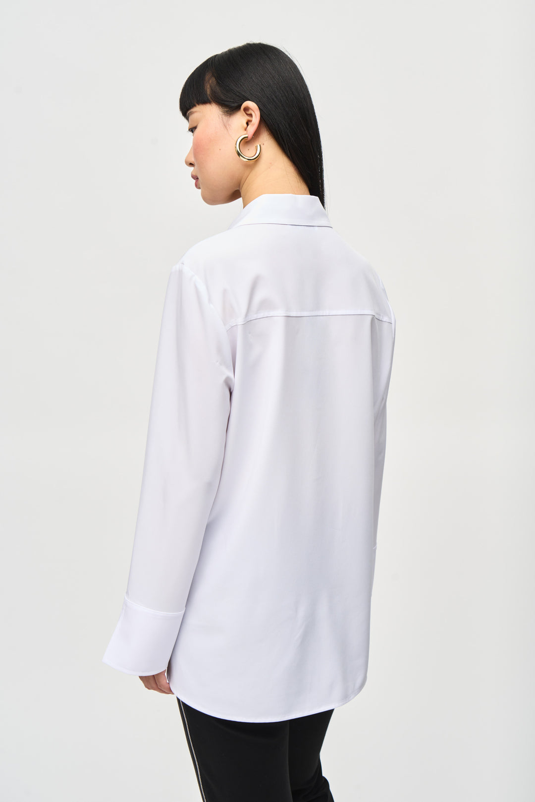 BLOUSE WITH POCKETS