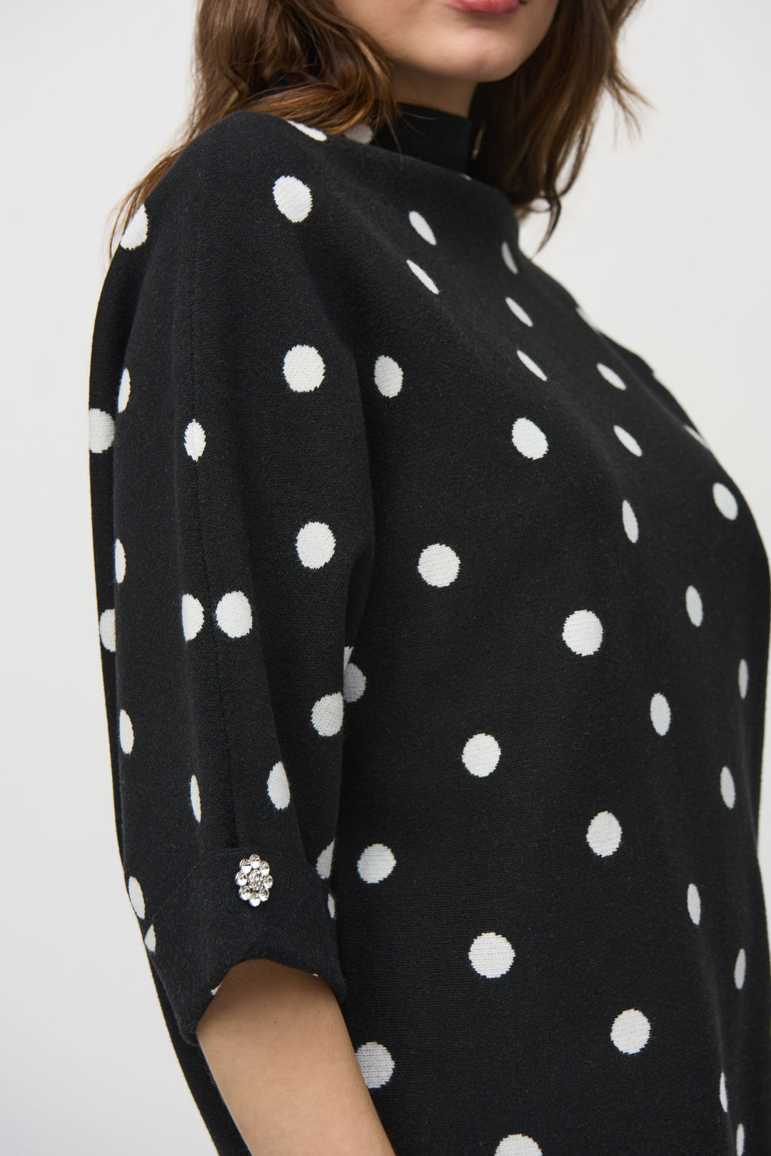 DOT PRINT MOCK NECK TOP