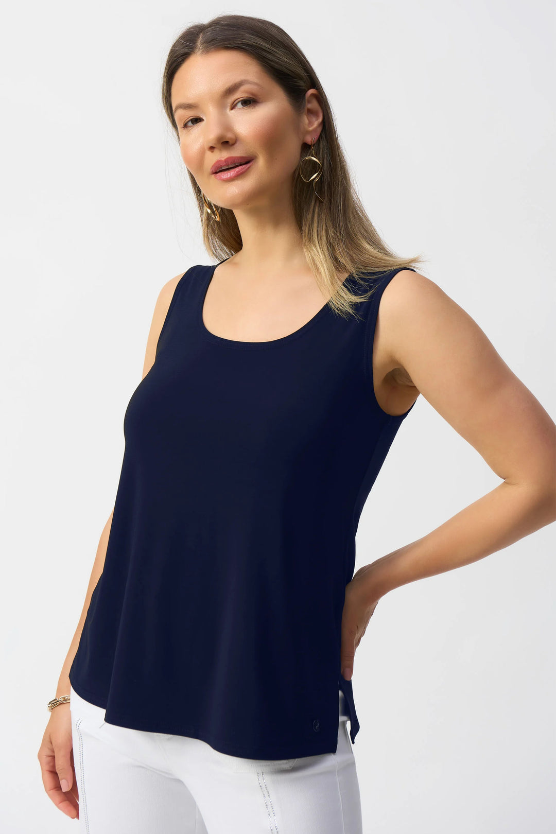 SCOOP NECK CAMI