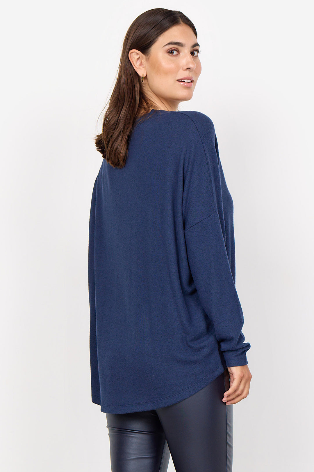 V-NECK DOLMAN TOP