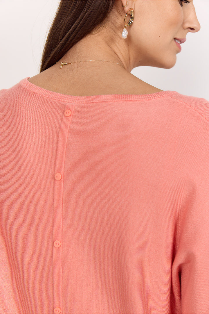 BUTTON BACK LONG SLEEVE