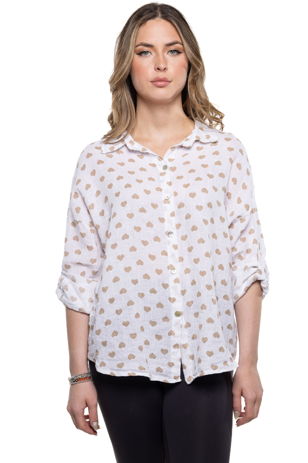 Etern Elle Summer 2024 Tie it up for a cool look that exudes style and versatility. Perfect for any occasion, this blouse offers both comfort and fashion-forward elements.