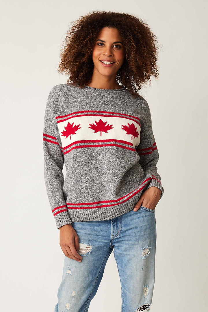 Cotton Country Fall 2024 This cozy sweater features a round roll neck and ribbed cuffs and hem, with a double stripe design for a touch of style.