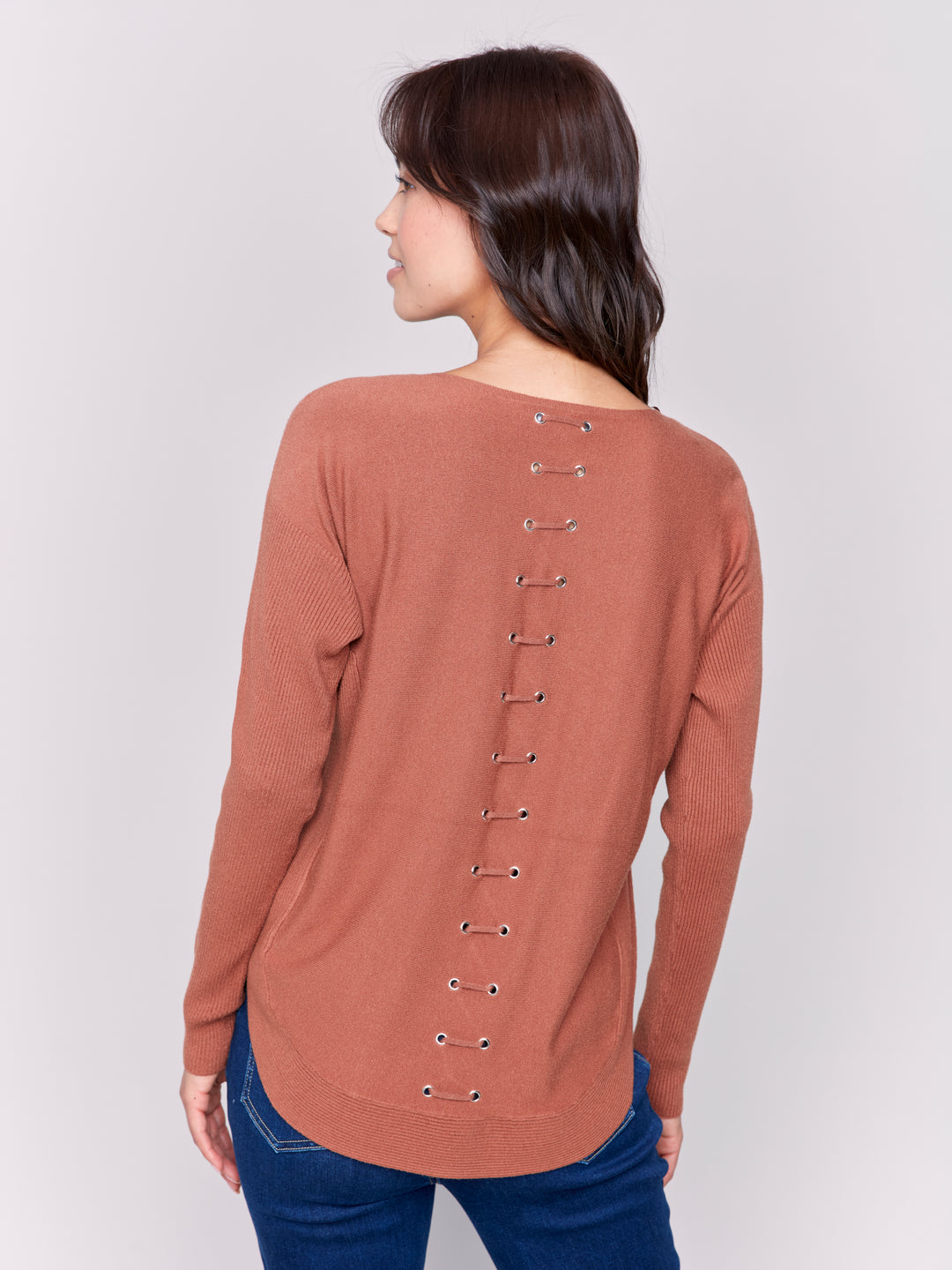 LS TOP WITH BACK EYELETS