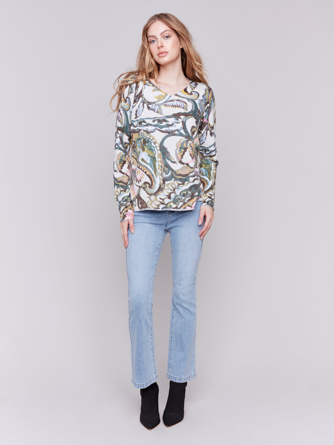 PAISLEY LS V-NECK TOP