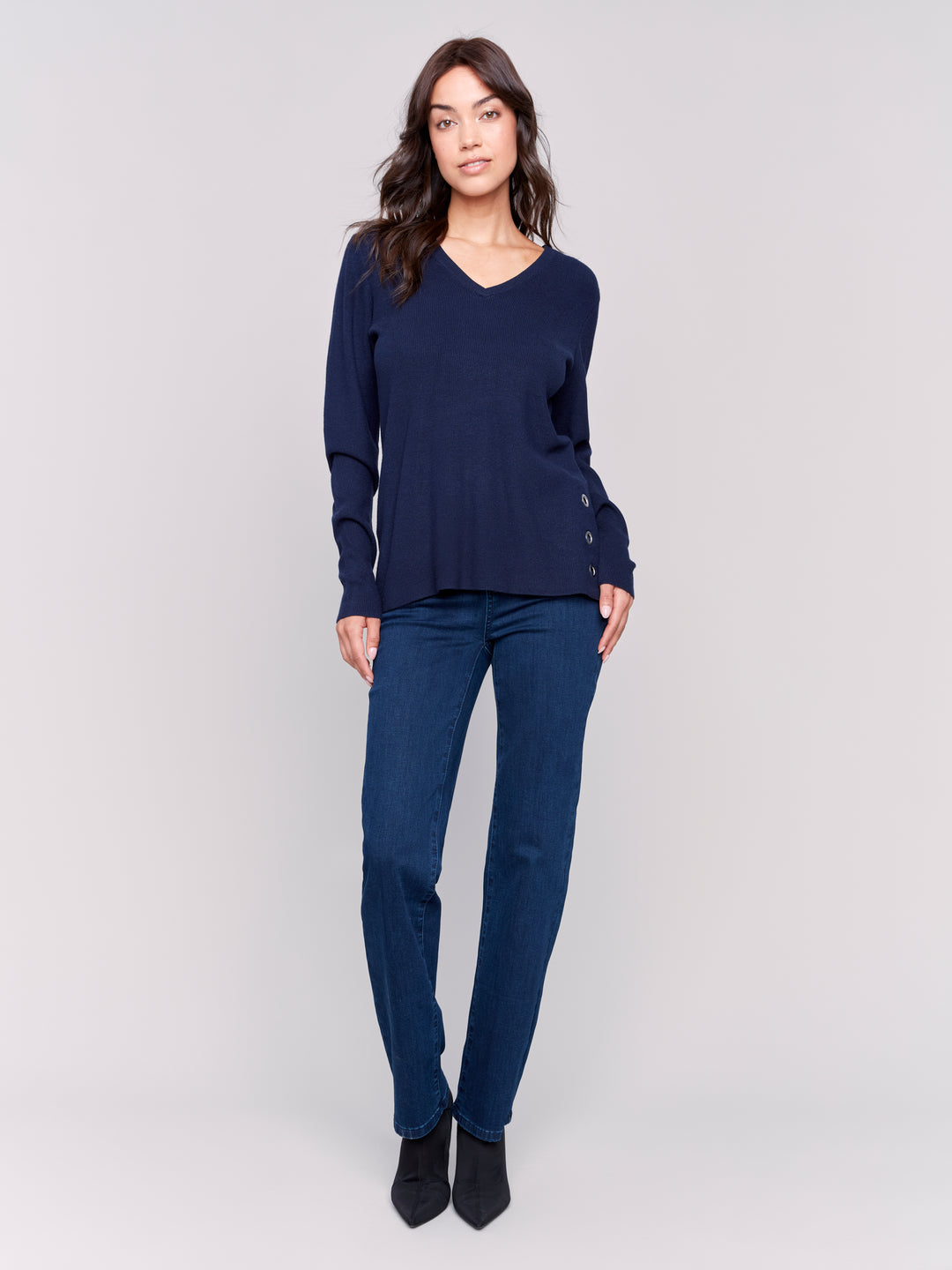 LS V-NECK WITH SIDE GROMMETS