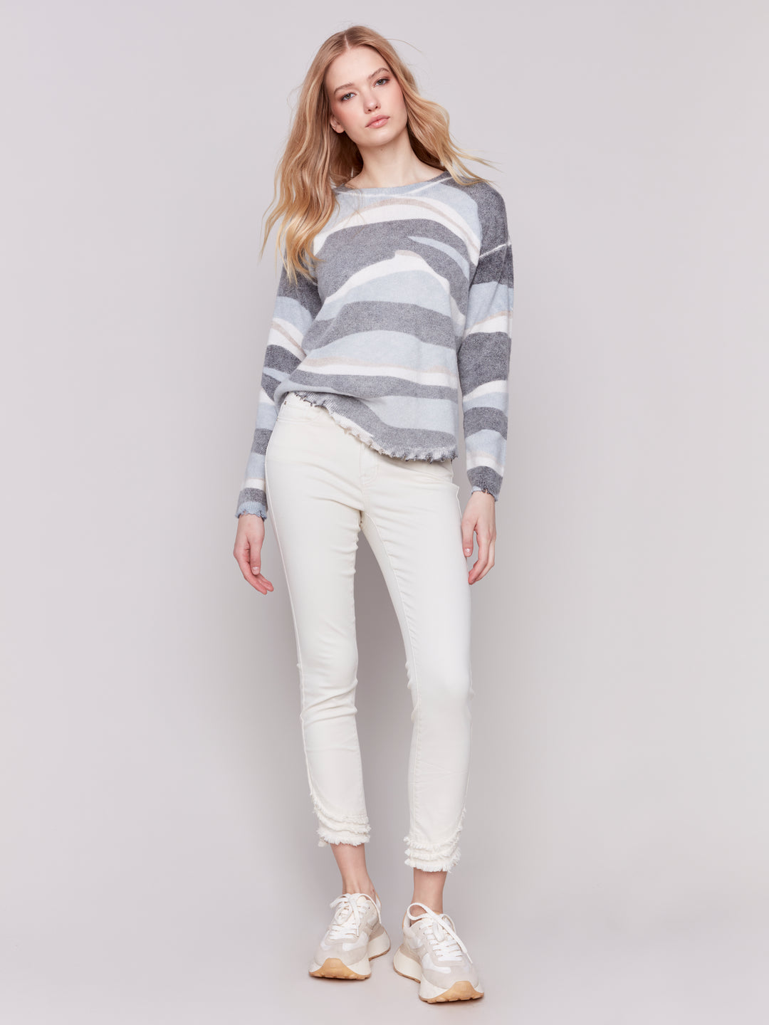 REVERSIBLE WAVY STRIPE TOP