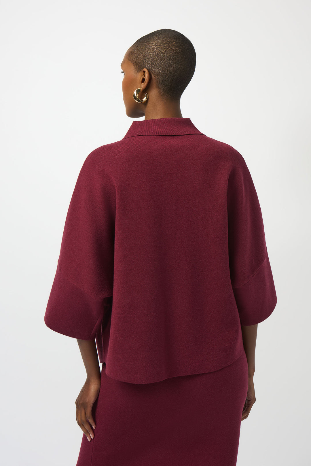 COLLARED TOP WITH GOLD BUTTONS
