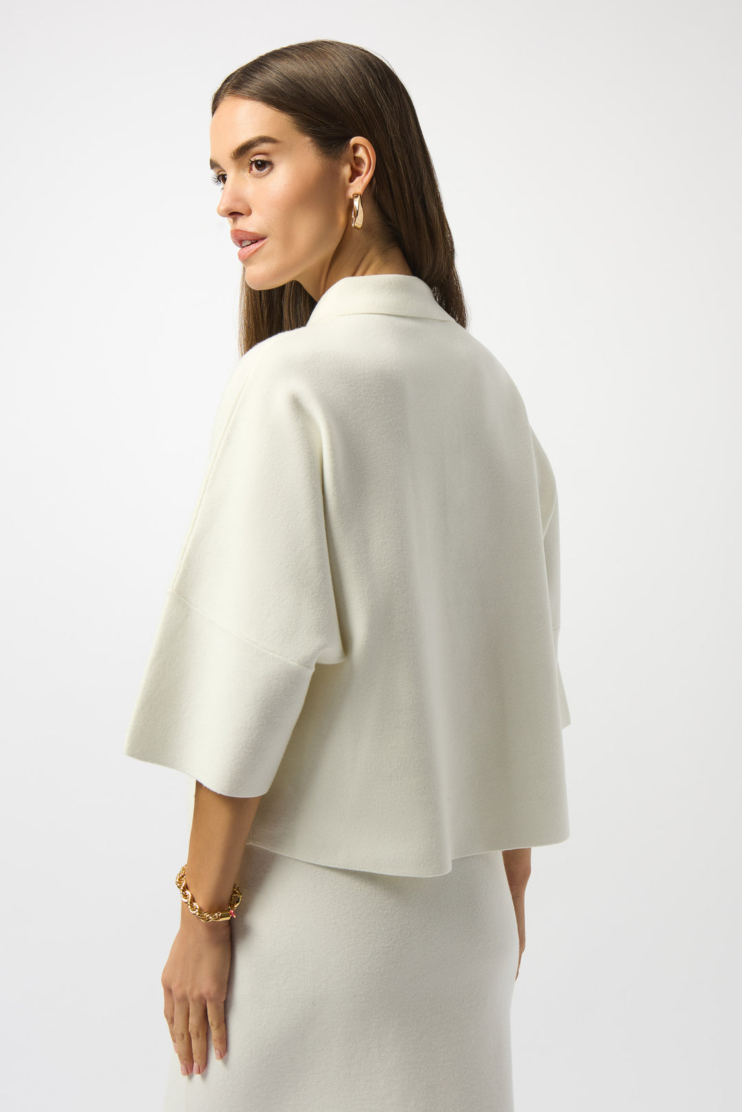 COLLARED TOP WITH GOLD BUTTONS